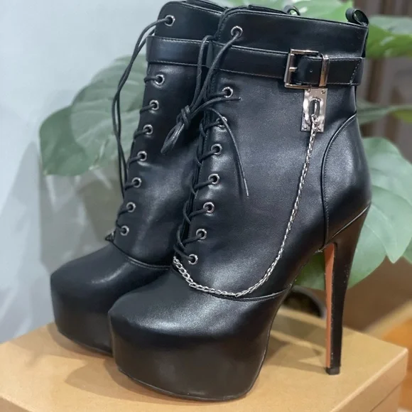 Heeled Platform Pumps - Picture 1 of 4